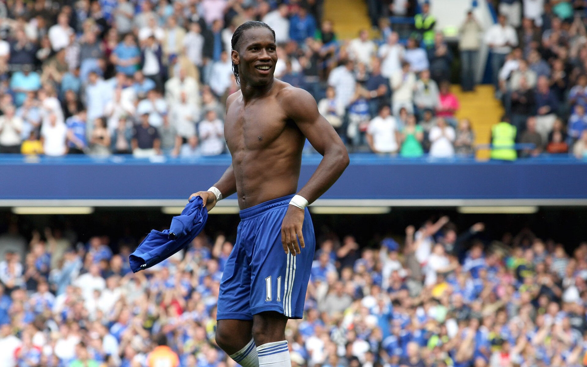 英超利物浦主场大胜纽卡斯尔 菲尔米诺戴帽再现巅峰，利物浦1_1纽卡斯尔